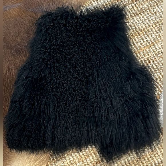 Belle Fare Tibetan Lamb fur black Vest. - Picture 2 of 8